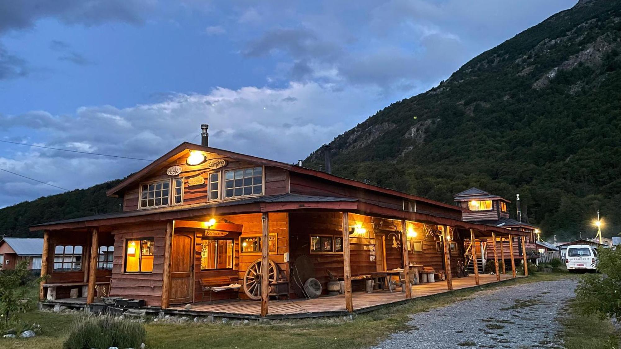 Villa O'Higgins El Mosco 호스텔 외부 사진